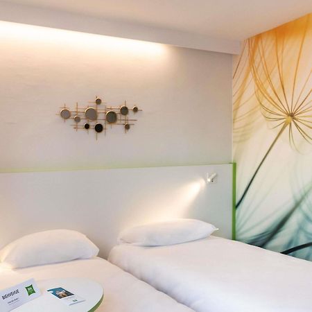 Ibis Styles Fougeres Hotell Beaucé Exteriör bild